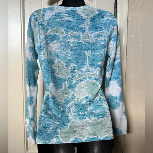 Before + Again Sundance Blue Floral Top light thermal material - Picture 4 of 7
